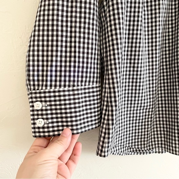 TALBOT'S Black White Gingham Check Wrinkle Resistant Stretch Button Front Top 14 - Picture 3 of 5